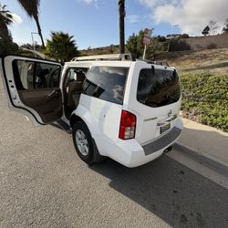 Nissan Pathfinder 