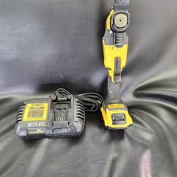 DEWALT DCS354 20V Brushless Oscillating Multi-Tool W/ Battery