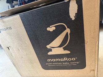 MamaRoo baby swing