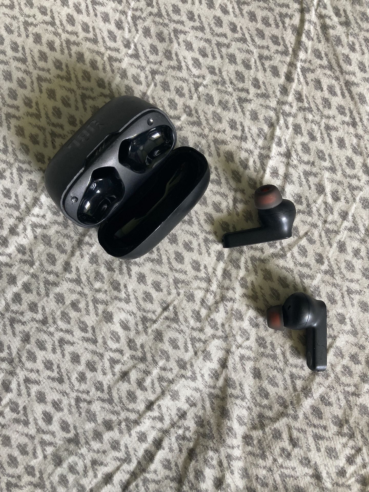 JBL Bluetooth Headphones