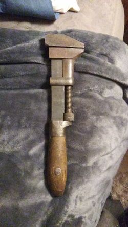 12" 1880's antique pipe wrench