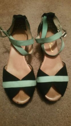 Black and teal womens wedges $8.00