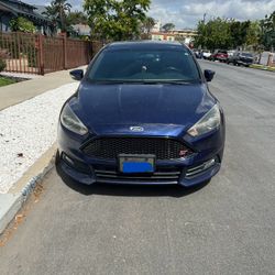 FORD FOCUS ST 2017