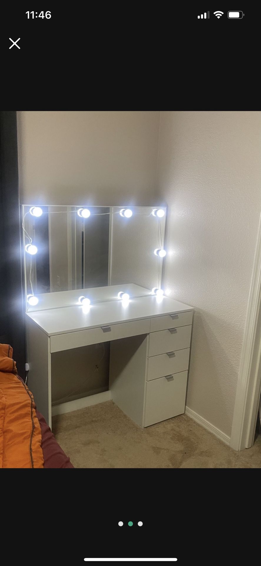 NEED GONE* Make Up Vanity $200 OBO