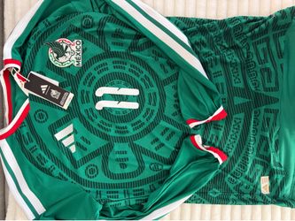 Size Medium Authentic Mexico Jersey for sale