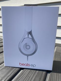 Beats ep White wired. Model A1746 new in box