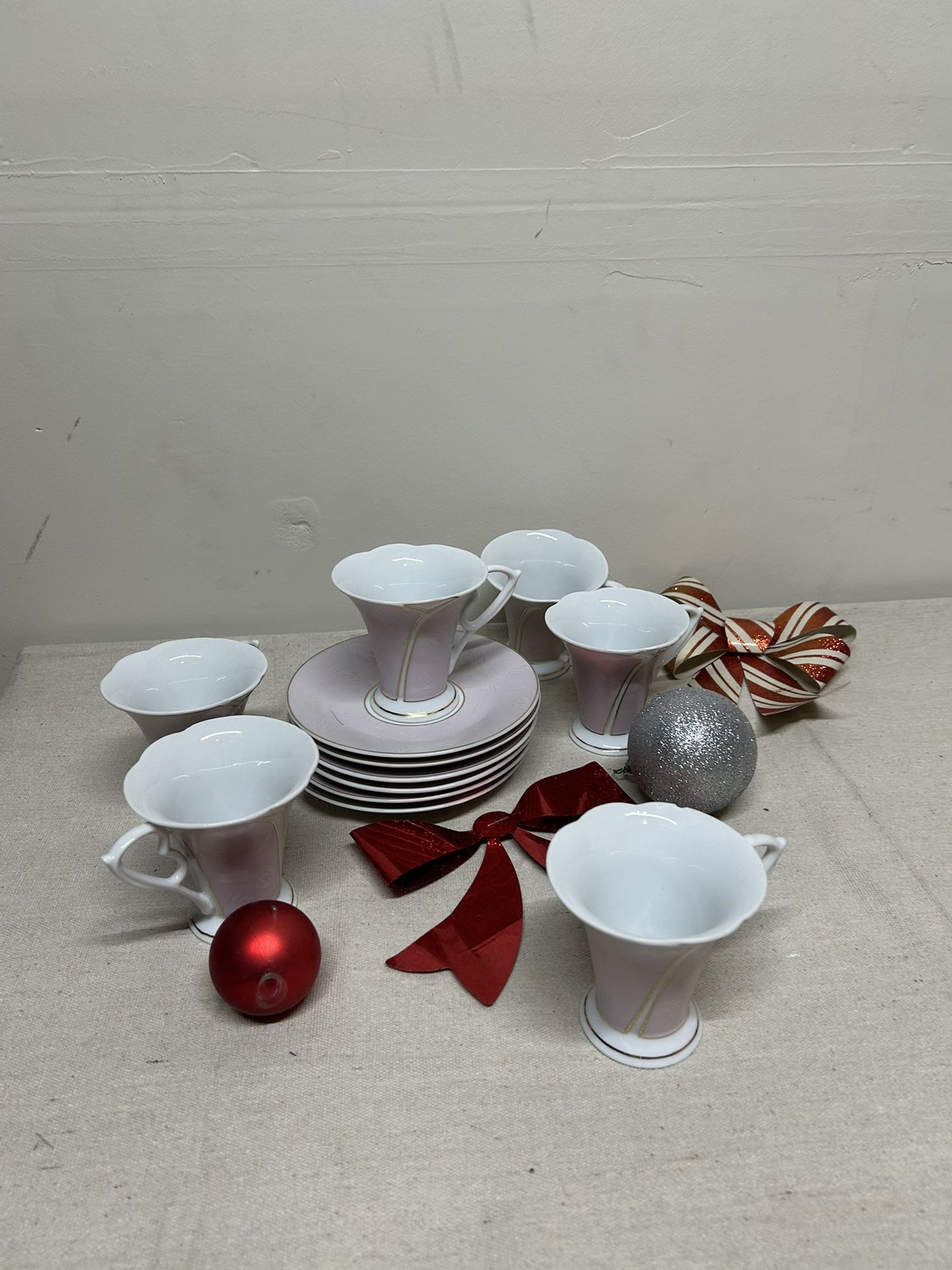 Light Pink Tea Set