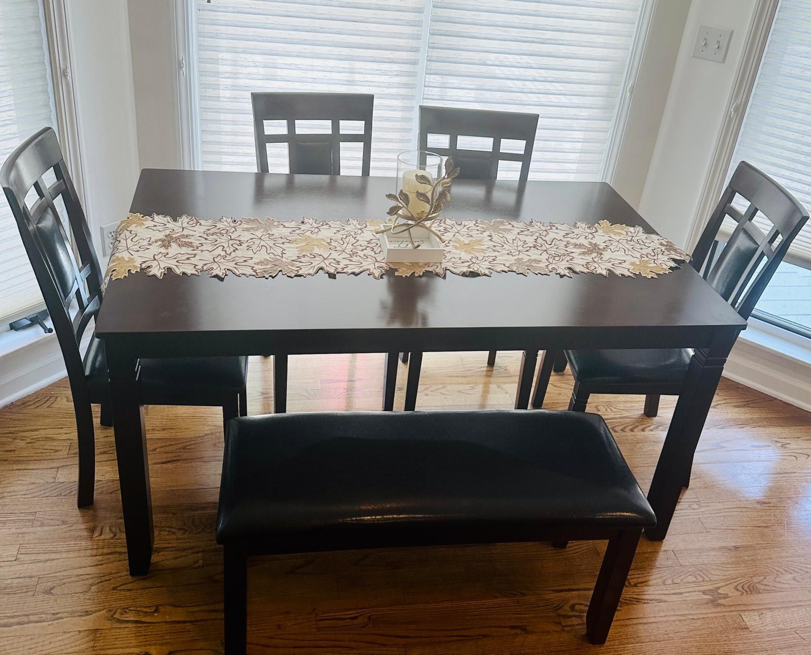 Ashley Bennox dining table and 4 chairs set with bench
