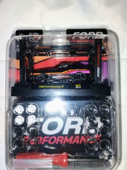 M2 Machines Ford Performance 1988 Ford Mustang GT Kit