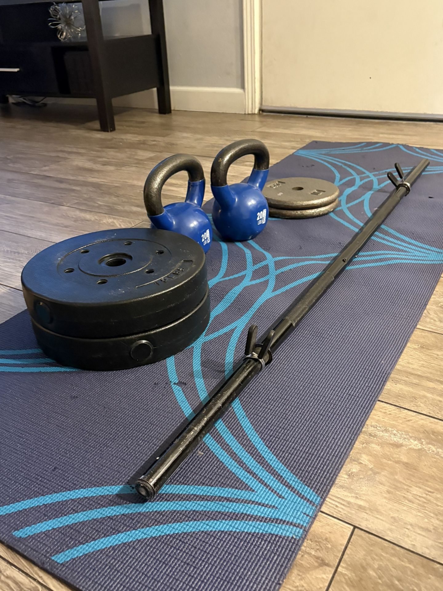 Barbell Bar / Weight Plates