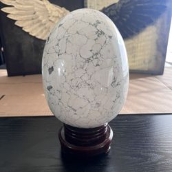 Howlite Crystal Egg Carving W/ Display Stand