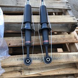 Front Shocks Lexus GX470