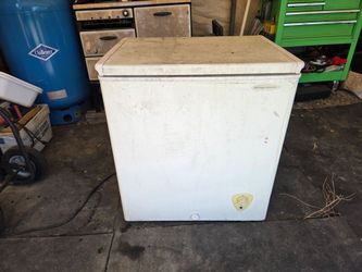 Frigidaire chest freezer