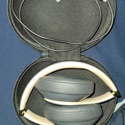 Beats Studio 3 Wireless Noise Canceling