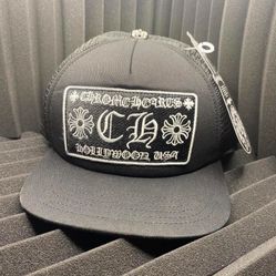 Black Chrome Hearts Trucker hat