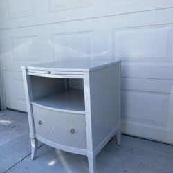 Caracole New Love Modern Matte Cream Birch Wood 1 Drawer Nightstand
