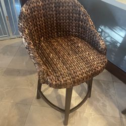 Swivel, High Back Counter Stools+