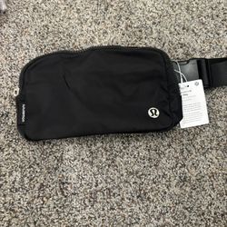 Brand New Lulu Lemon Belt Bag Black