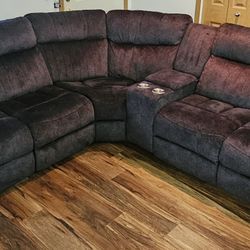 Gray Sectional Couch DISCOUNT IF GONE BY WEEKEND
