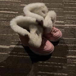 Girls FILA Boots Pink Size 9