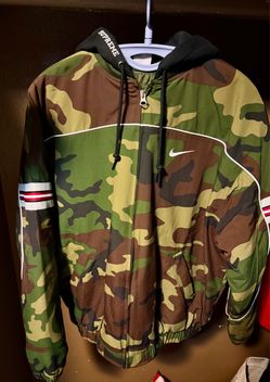 Supreme Nike Camo Hooded Jacket - Size Medium