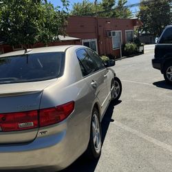 Honda Accord Híbrido 2005 