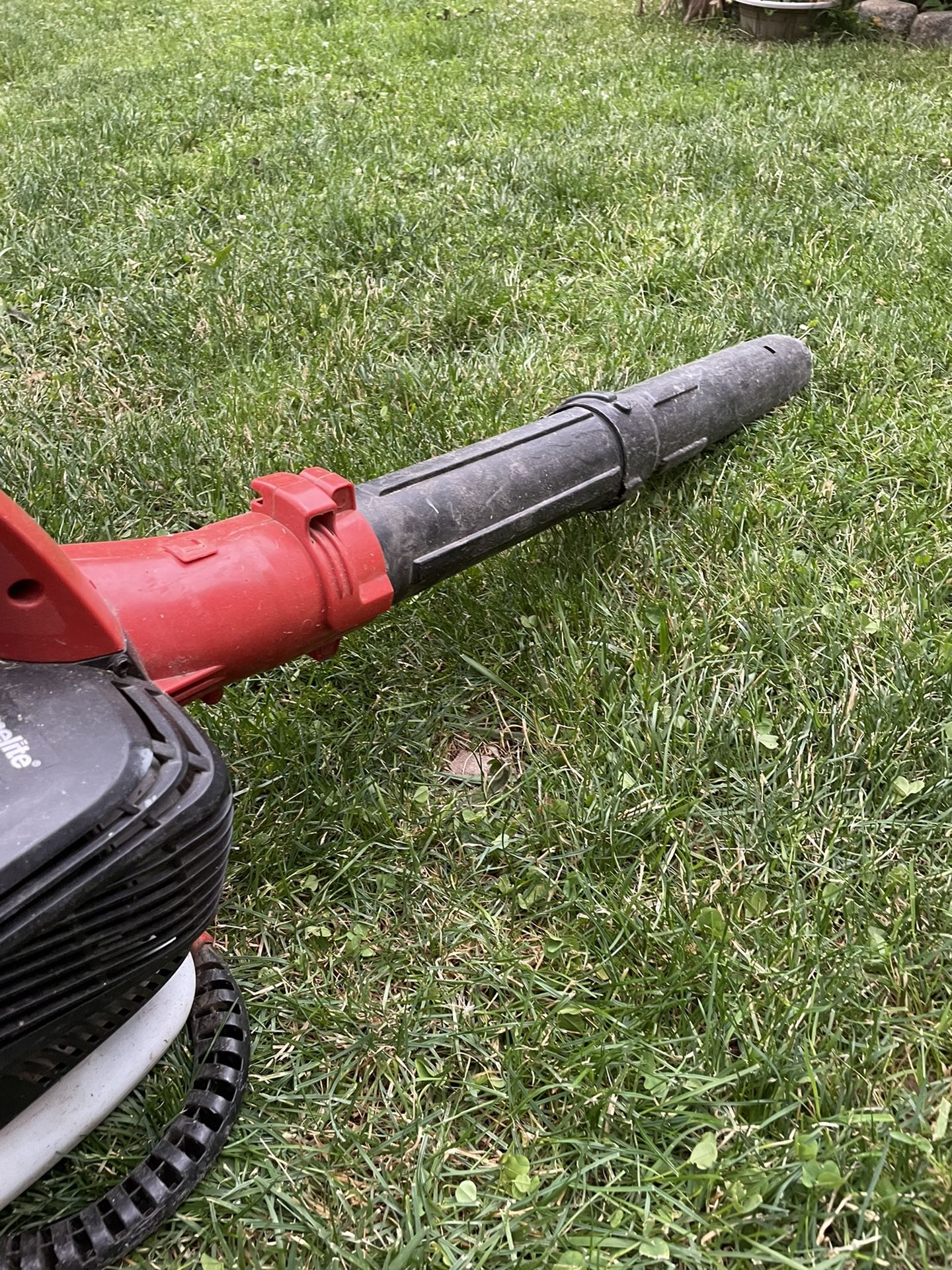 Tested/working) Black & Decker NS118 18v cordless leaf blower (no battery)  for Sale in Austin, TX - OfferUp