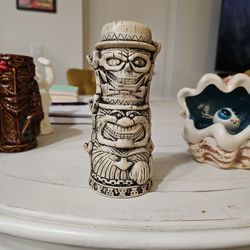 Haunted House TIKI DISNEY 