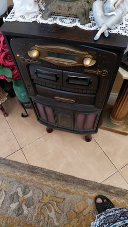 NOSTALGIA Vintage radio...