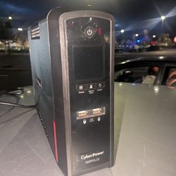 Cyberpower  1500PFCLCD Backup Sinewave