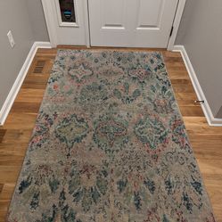 Free - Rug 4x6