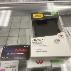 iPhone 16 Pro OtterBox Defender Case