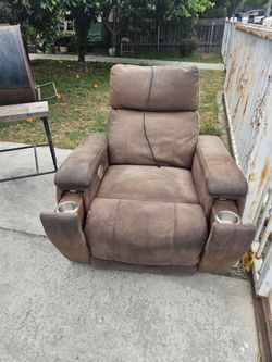 Recliner