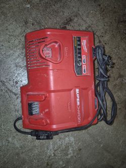 18 volts super Charger for sale Works Great