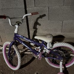 Girls bike