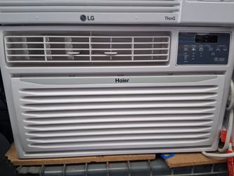 12000btu windows Ac by media 240volts.  Complete Set new.