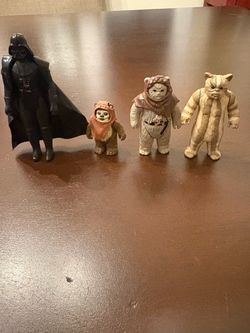 Vintage Star Wars Figures - Darth Vader. chirpa. Wicket, Logray
