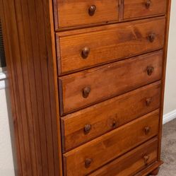 Beautiful 5 Drawer Solid Wood Dresser Stand 