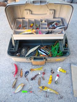 Vintage fishing  Lures please I qiite