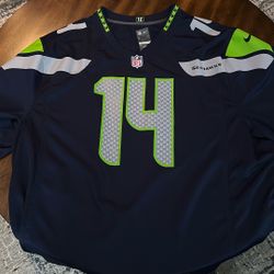 Seahawk’s  Metcalf Jersey 3XL