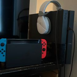 2 PS4s With Headset And Cords And Controllers And Nintendo 