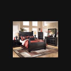 1299 King Or Queen Dresser Mirror New By Ashley