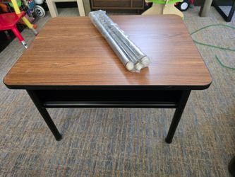 🖥️ New Student Desk – Compact Study Desk – 4 Available