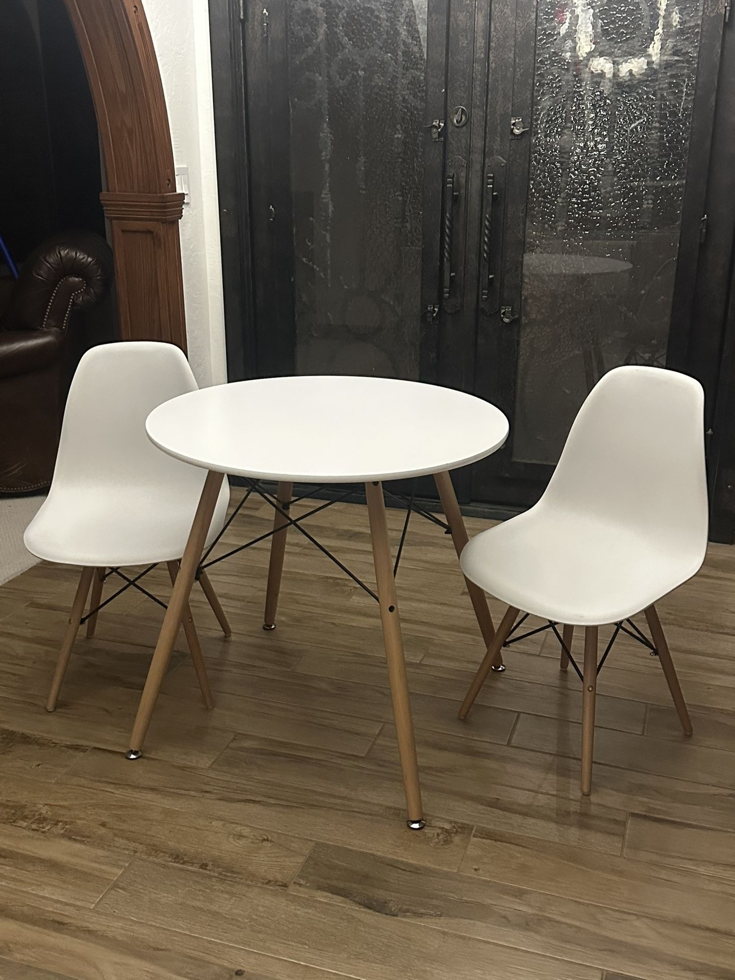 White Table And Chairs MCM