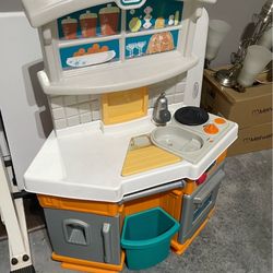 Kids play kitchen