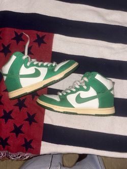 Nike vintage dunk high 2010 lucky green