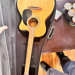 Laurel Guitar with case