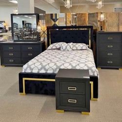 5pc Queen Bedroom Set 