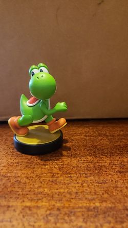 Yoshi Amiibo