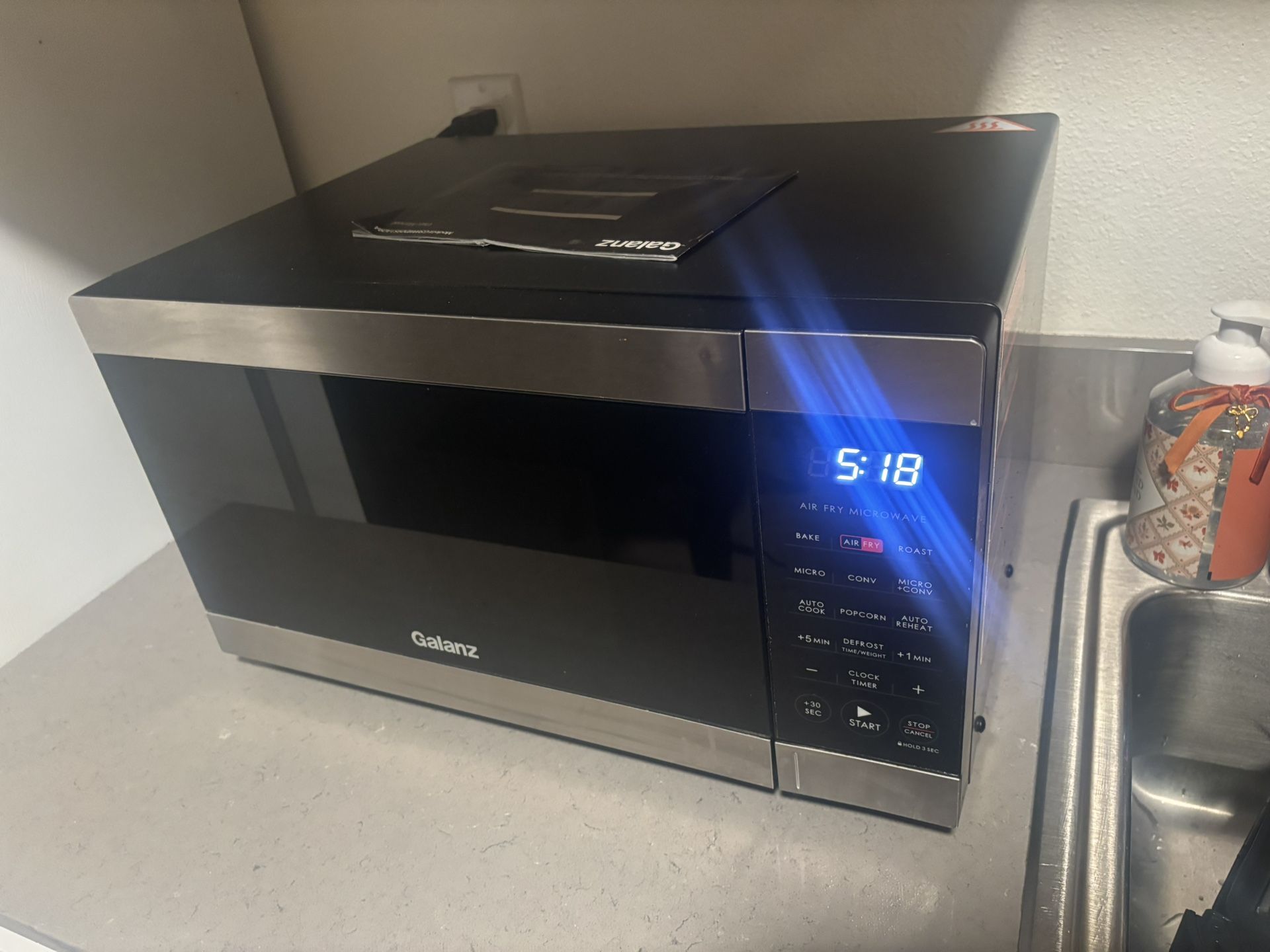 Galanz Microwave Air fryer Roaster And Baker